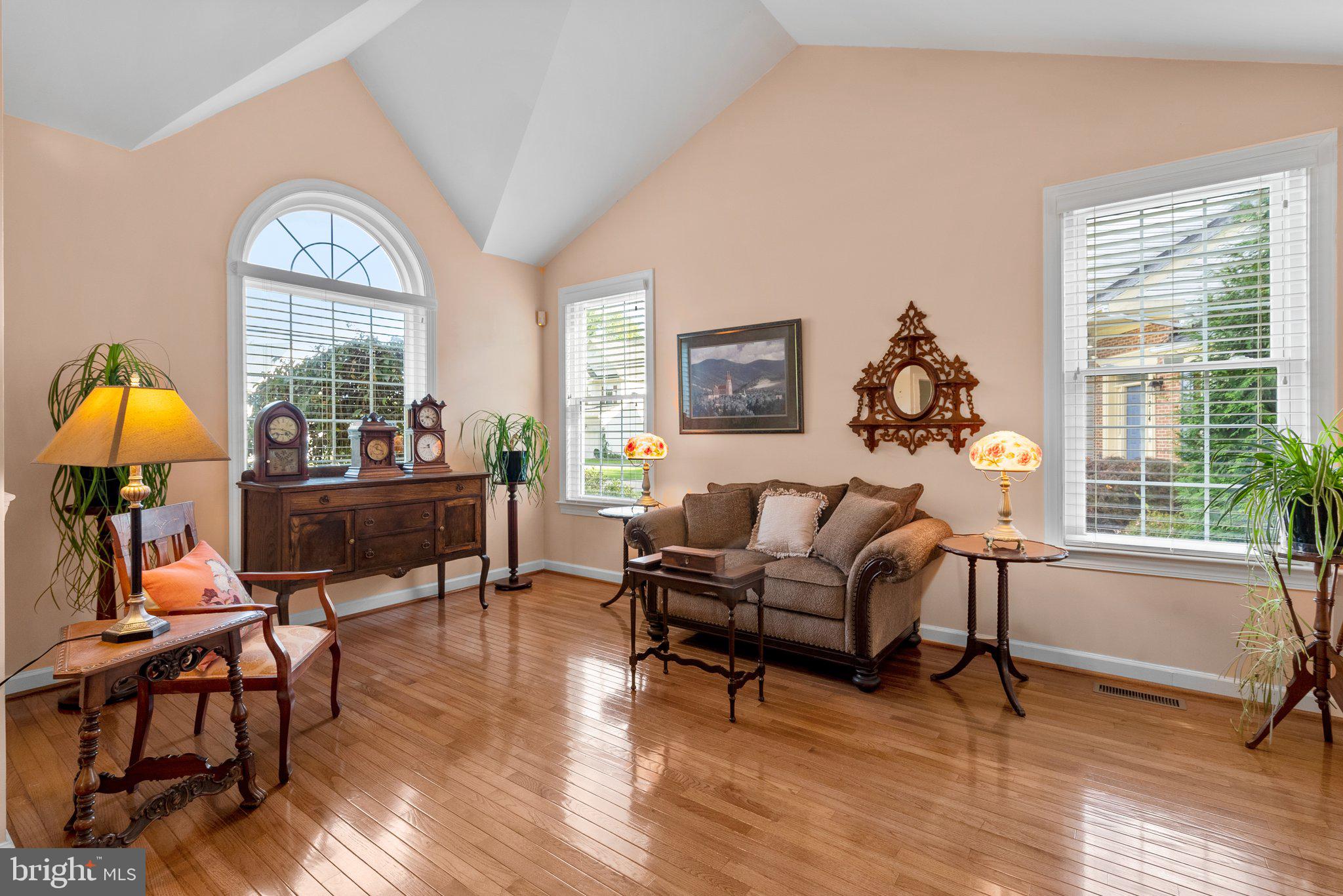 11216 Knolltop View Ct