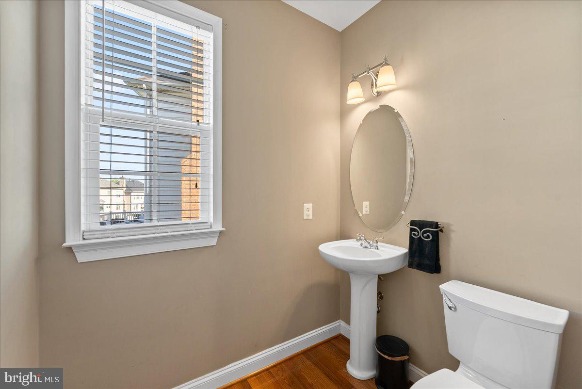 23217 Linden Vale Dr
