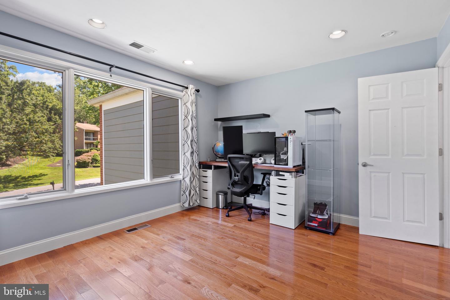 9524 Woodington Dr