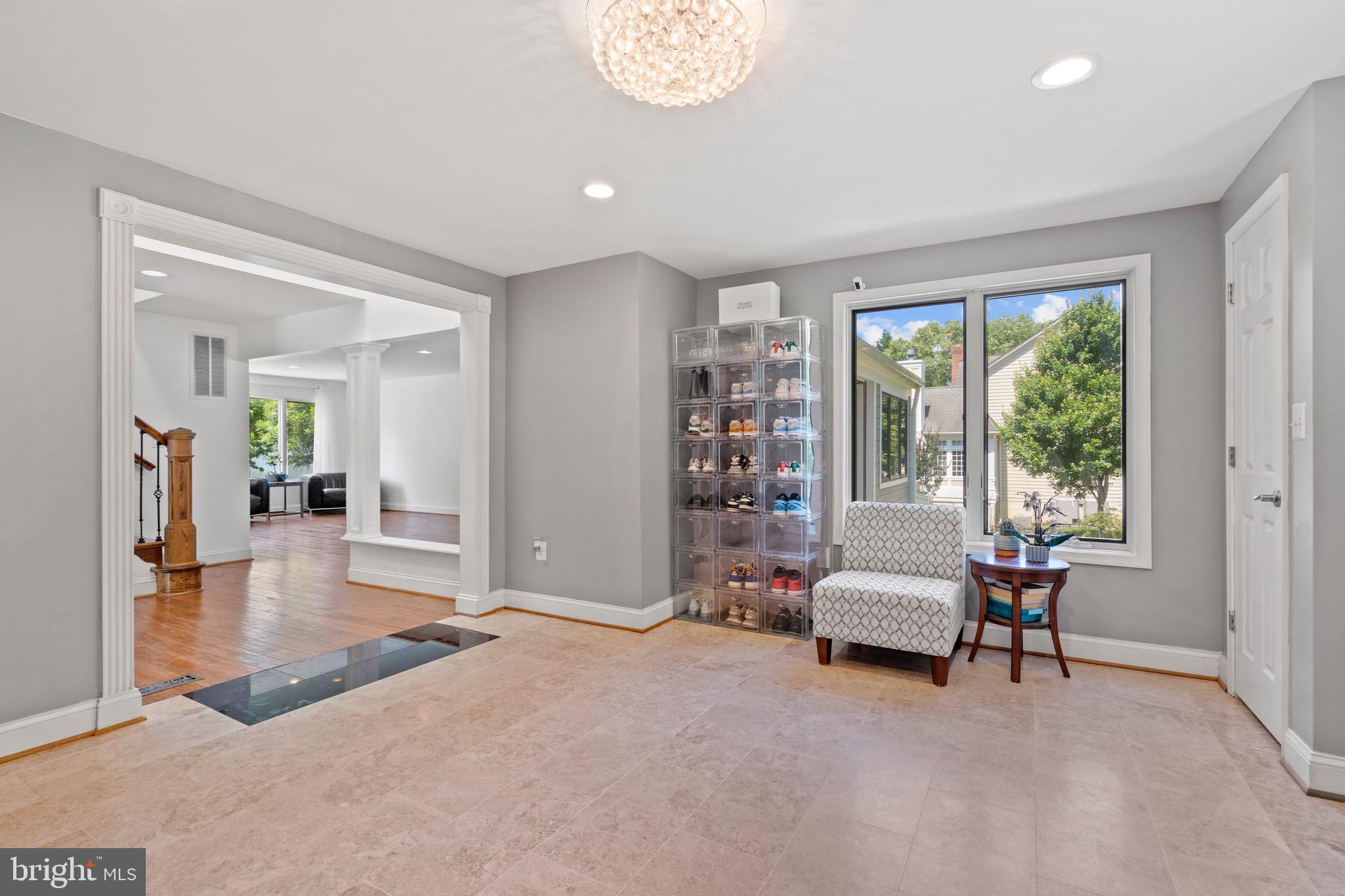 9524 Woodington Dr