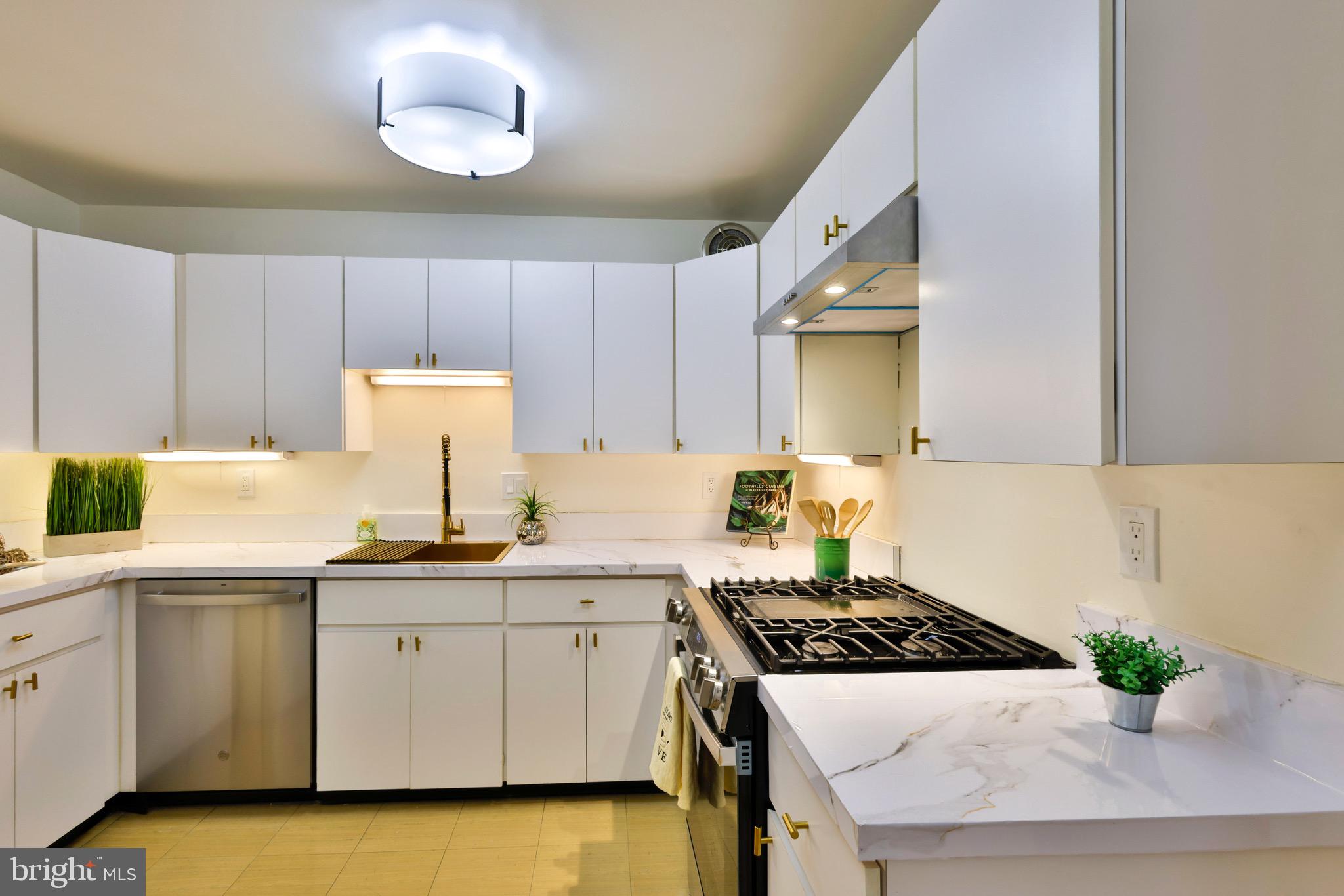 4620 N PARK AVENUE N 502W