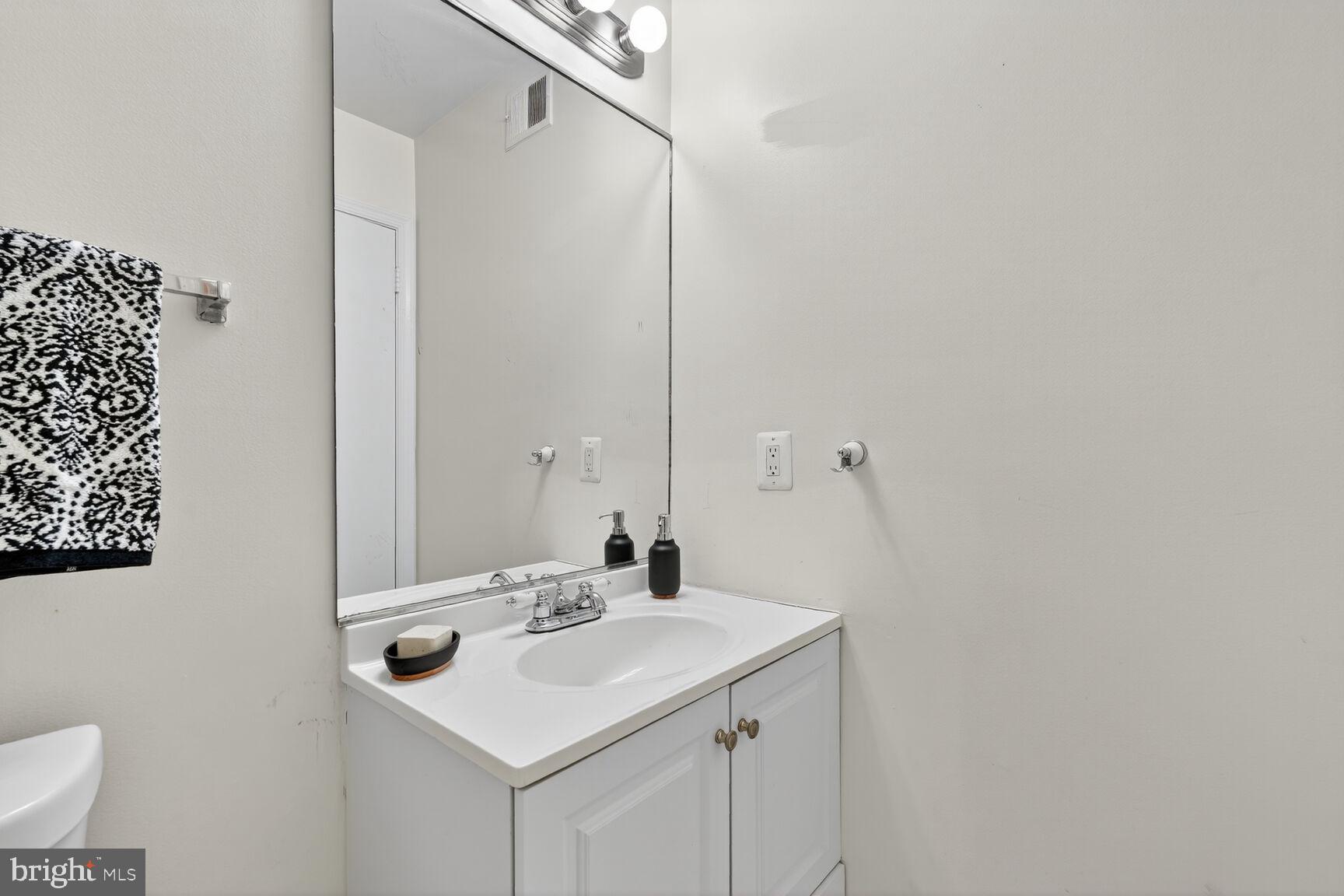 7612 CODDLE HARBOR LANE