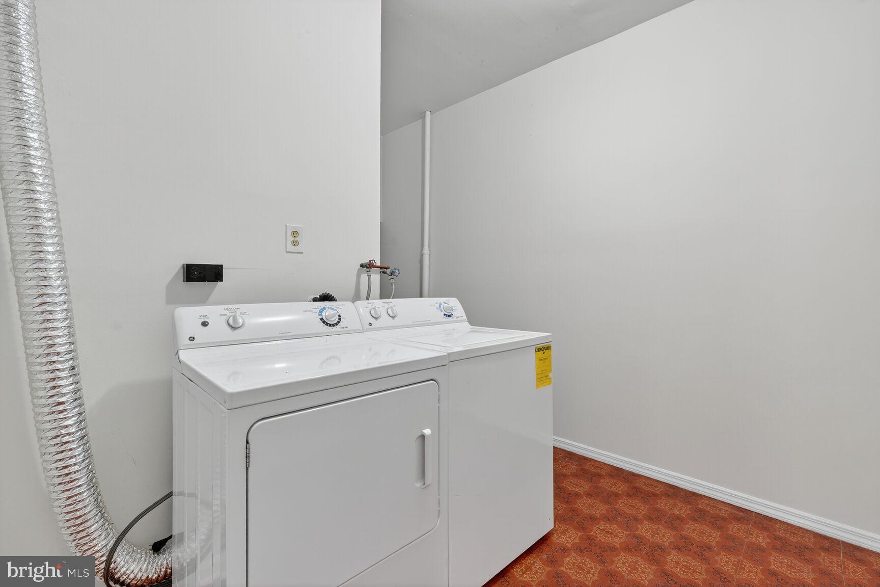 7612 CODDLE HARBOR LANE