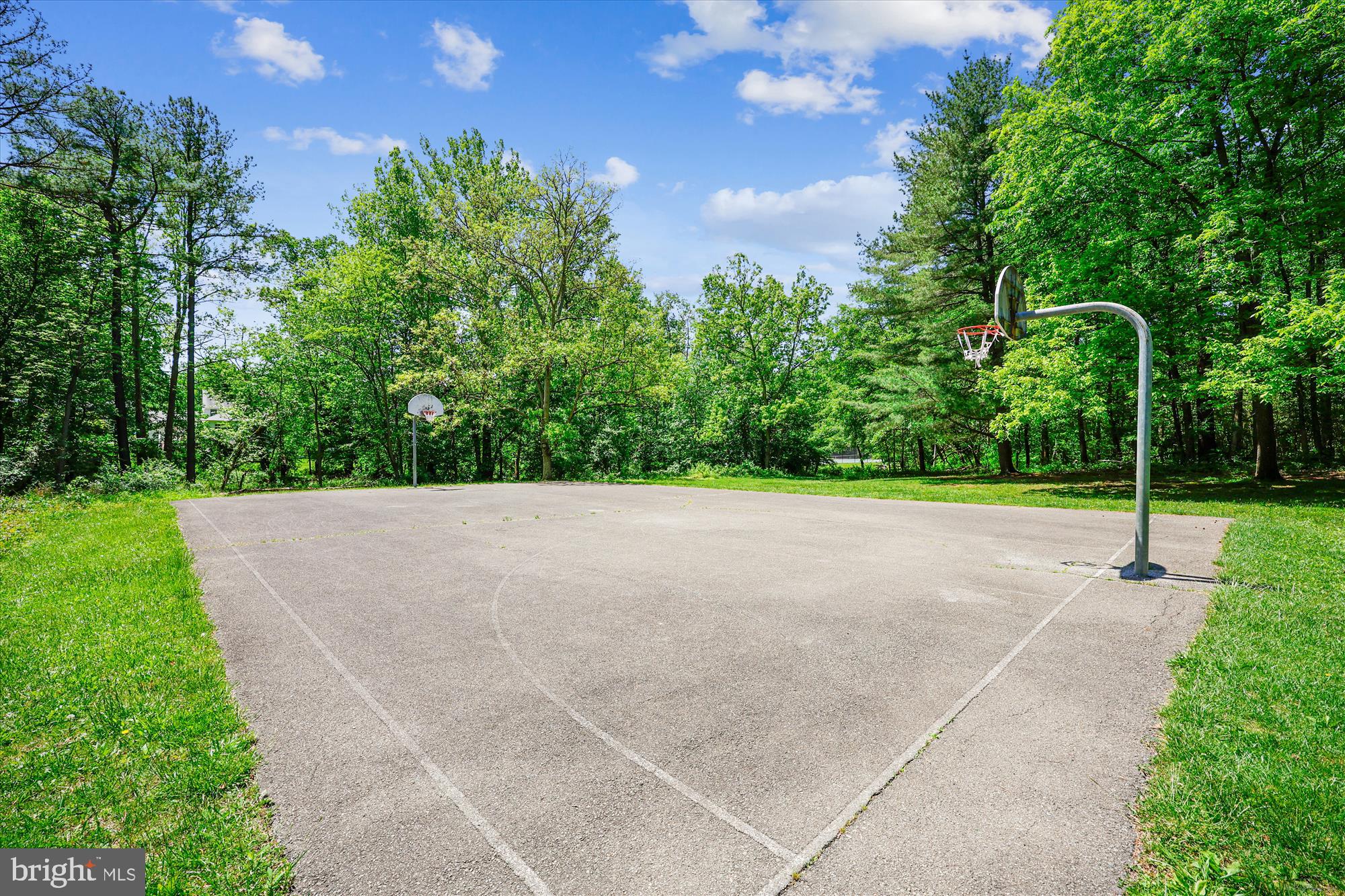 4605 SUNFLOWER DRIVE