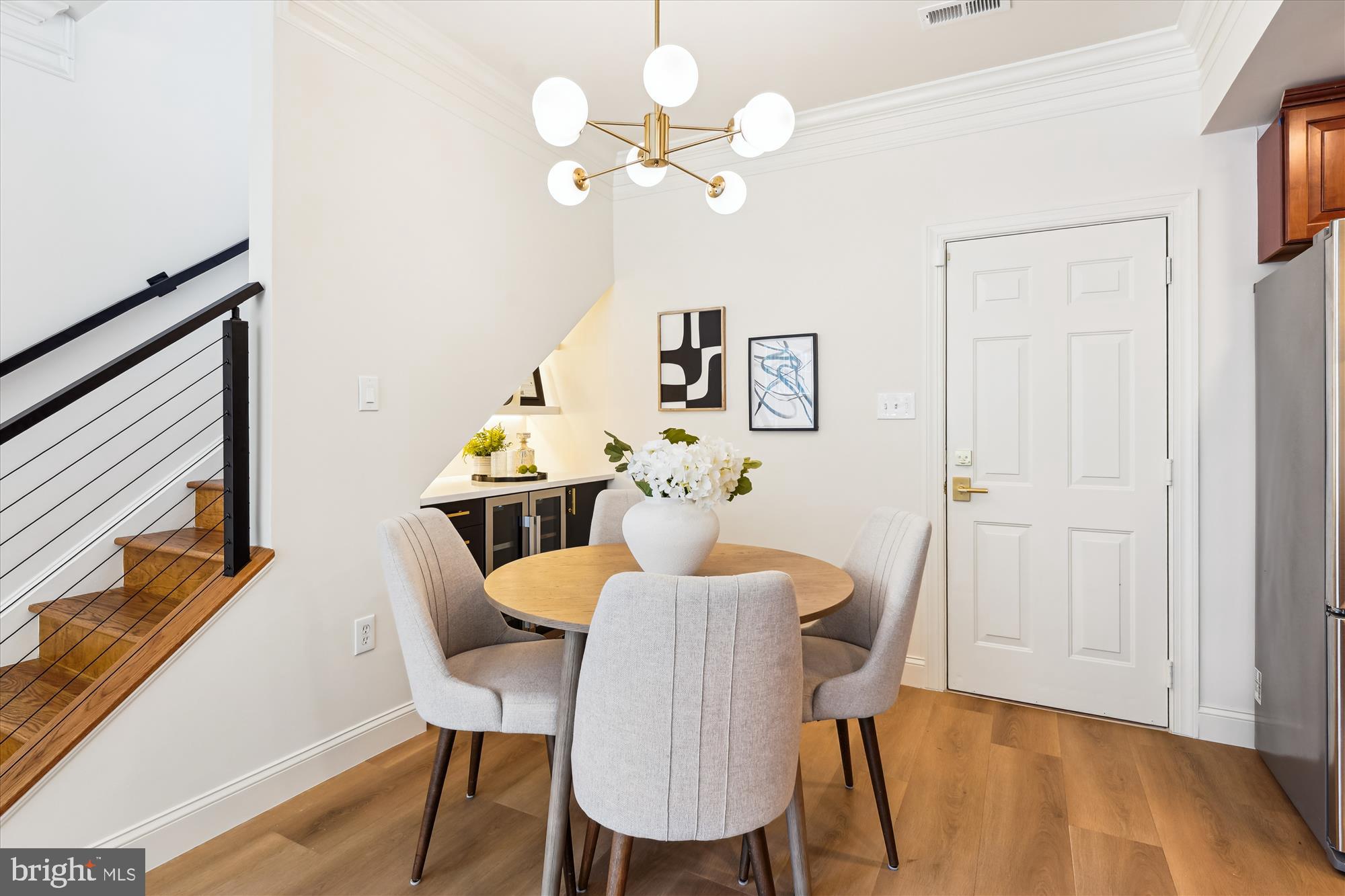 604 HIGHLAND RIDGE AVENUE 100