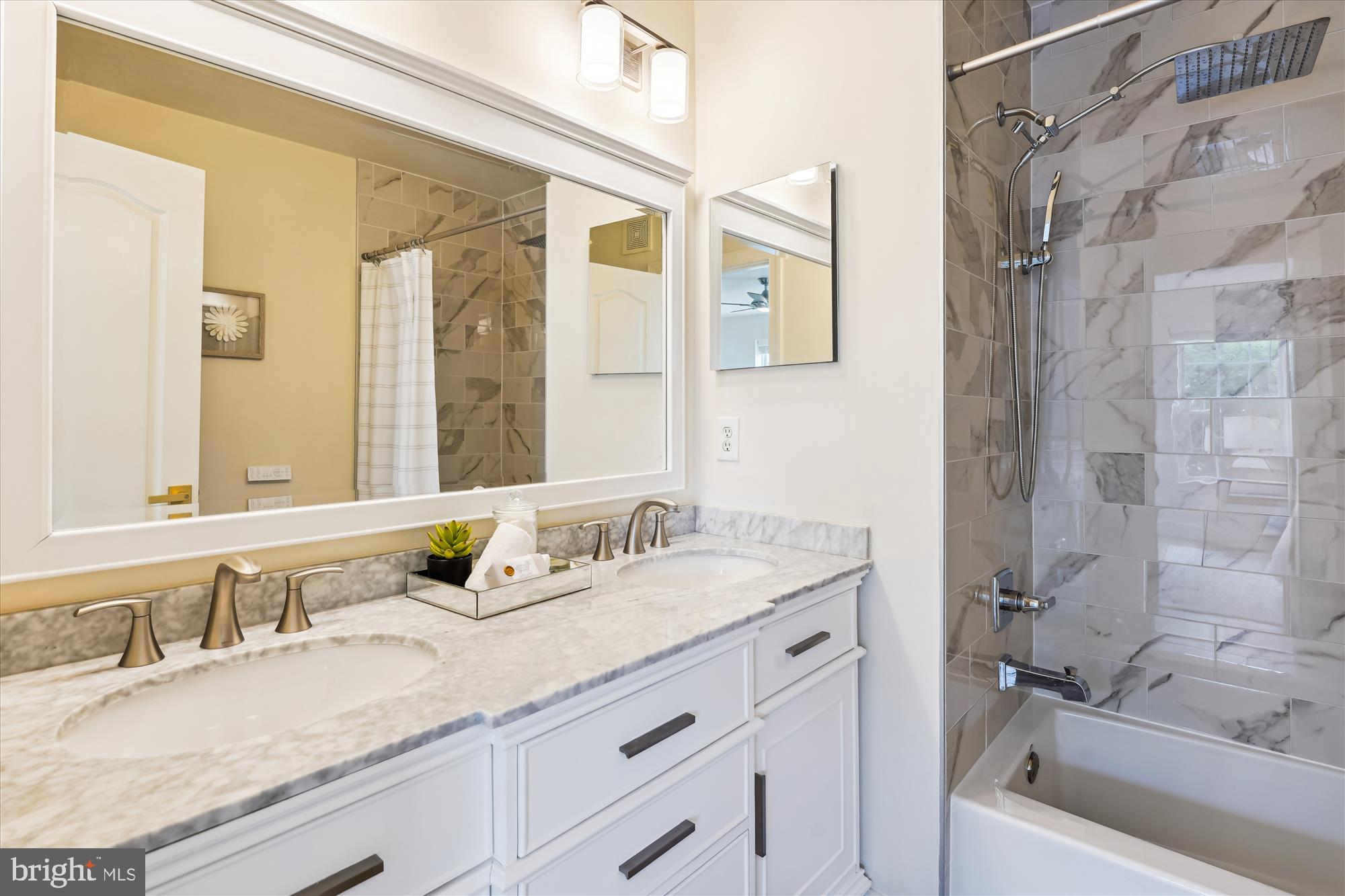 604 HIGHLAND RIDGE AVENUE 100