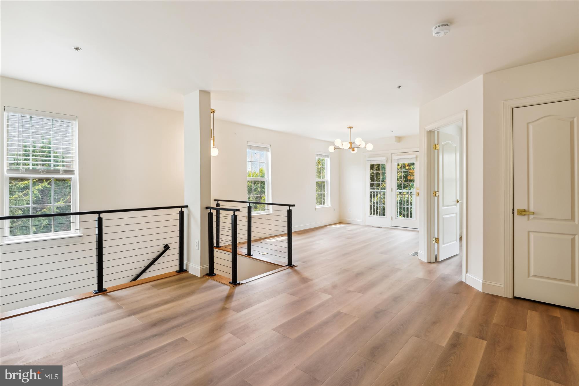 604 HIGHLAND RIDGE AVENUE 100