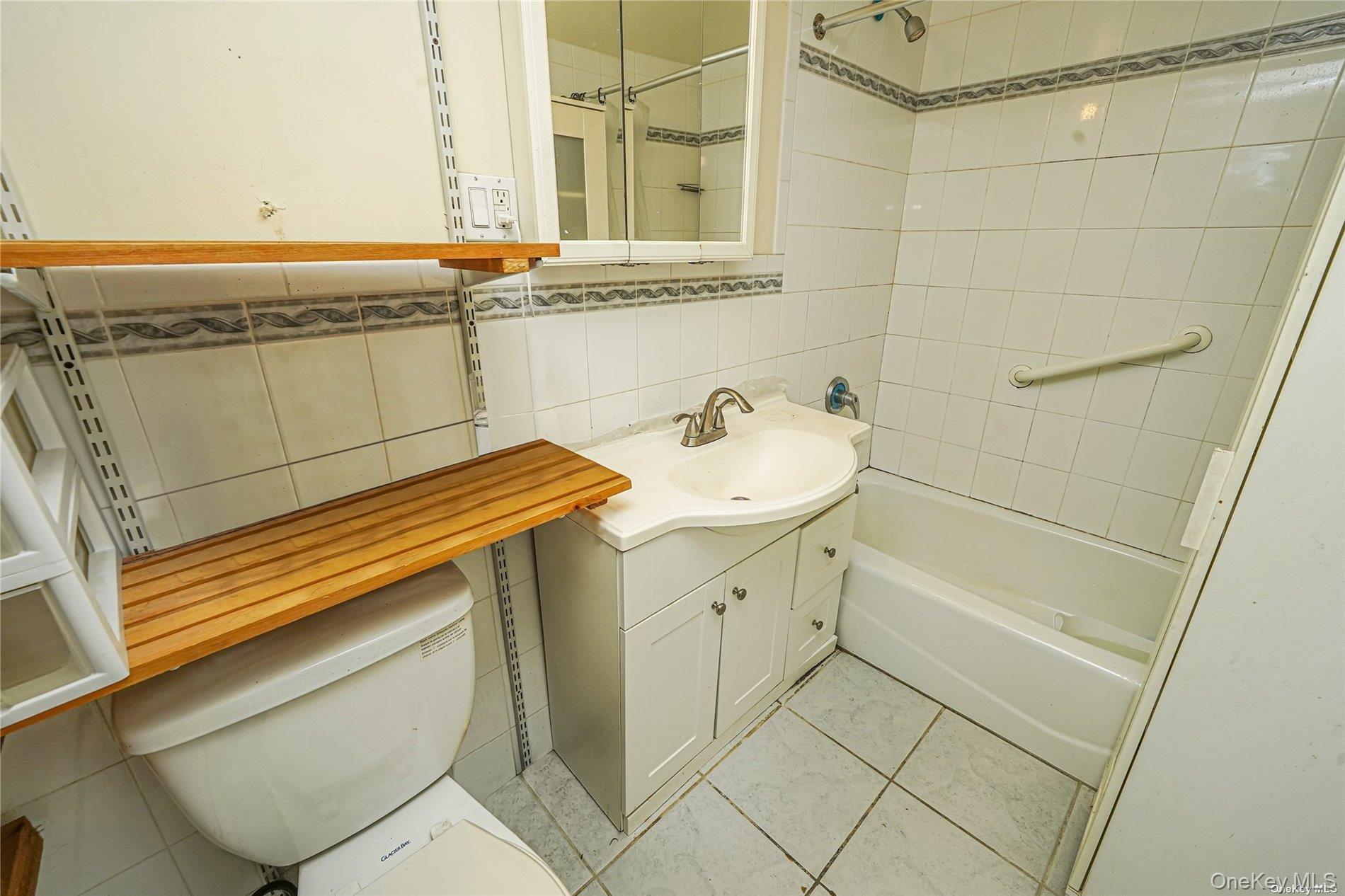 73-07 Woodside Avenue