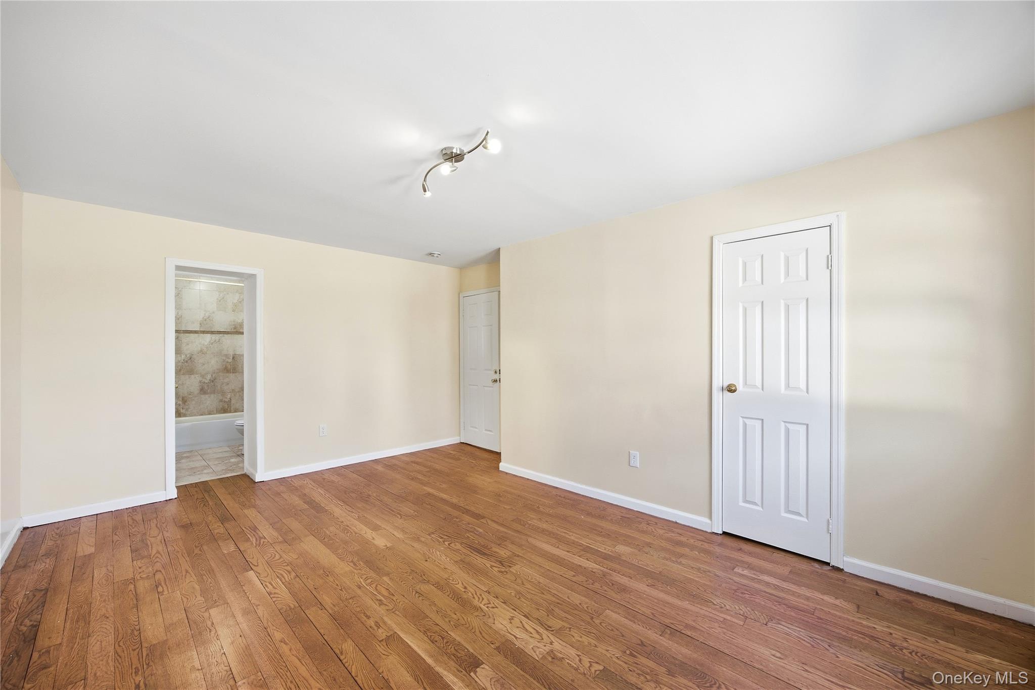 13410 Farmers Boulevard