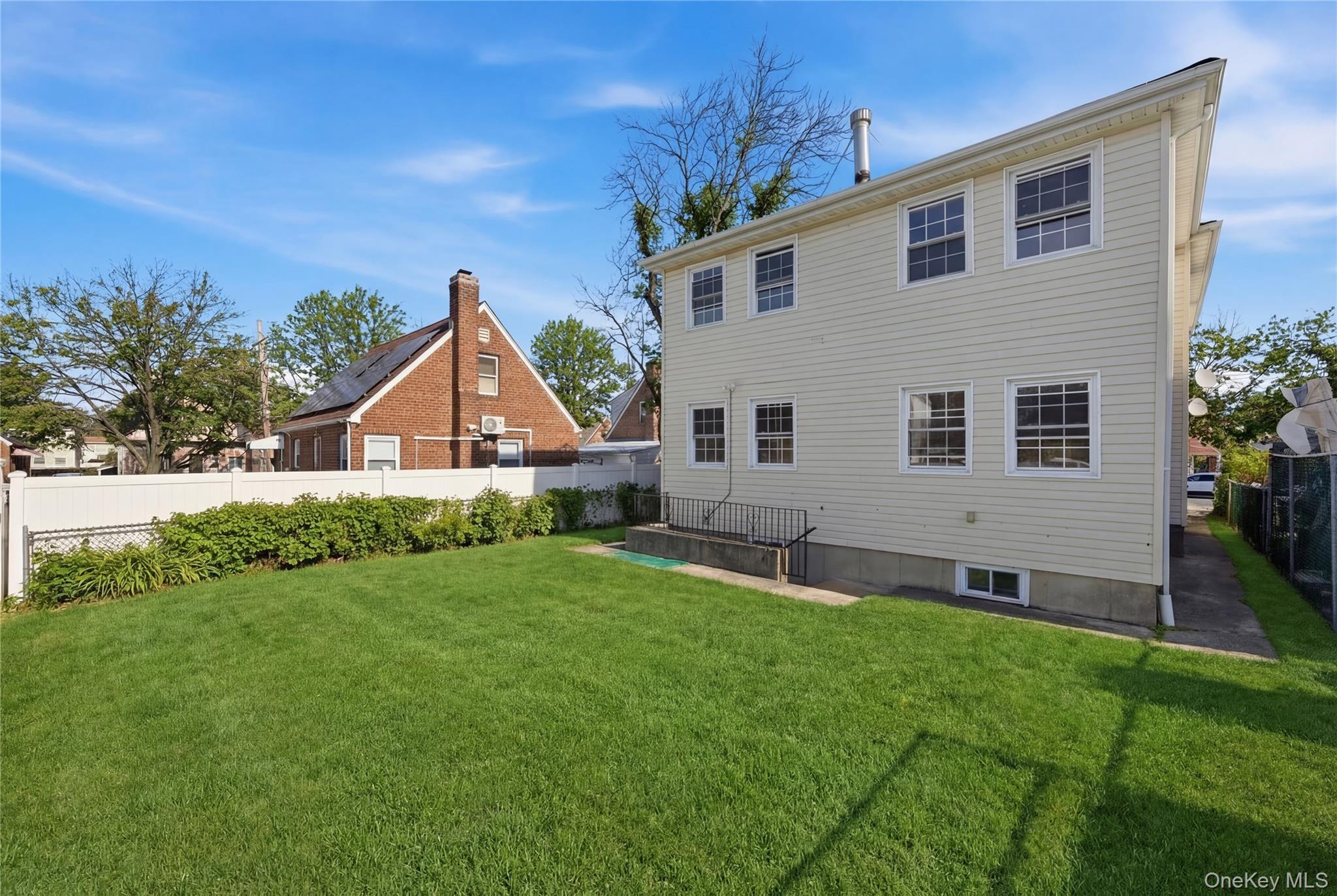 13410 Farmers Boulevard