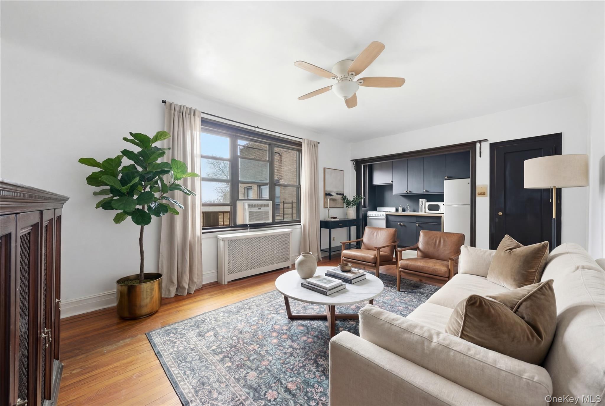 141 Woodmere Blvd Unit: 6J