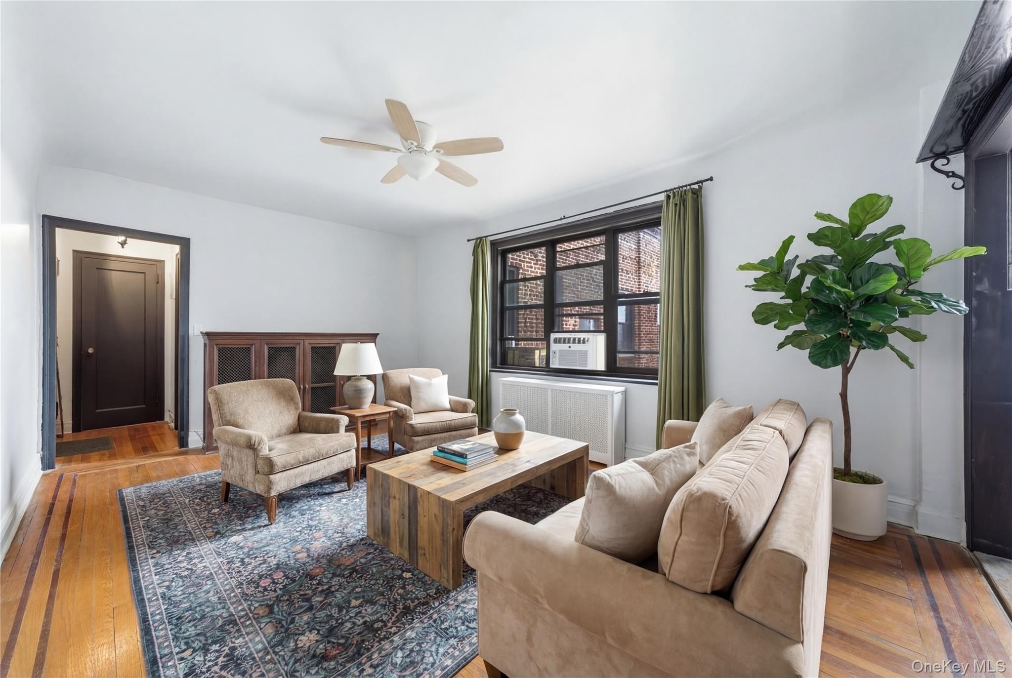 141 Woodmere Blvd Unit: 6J