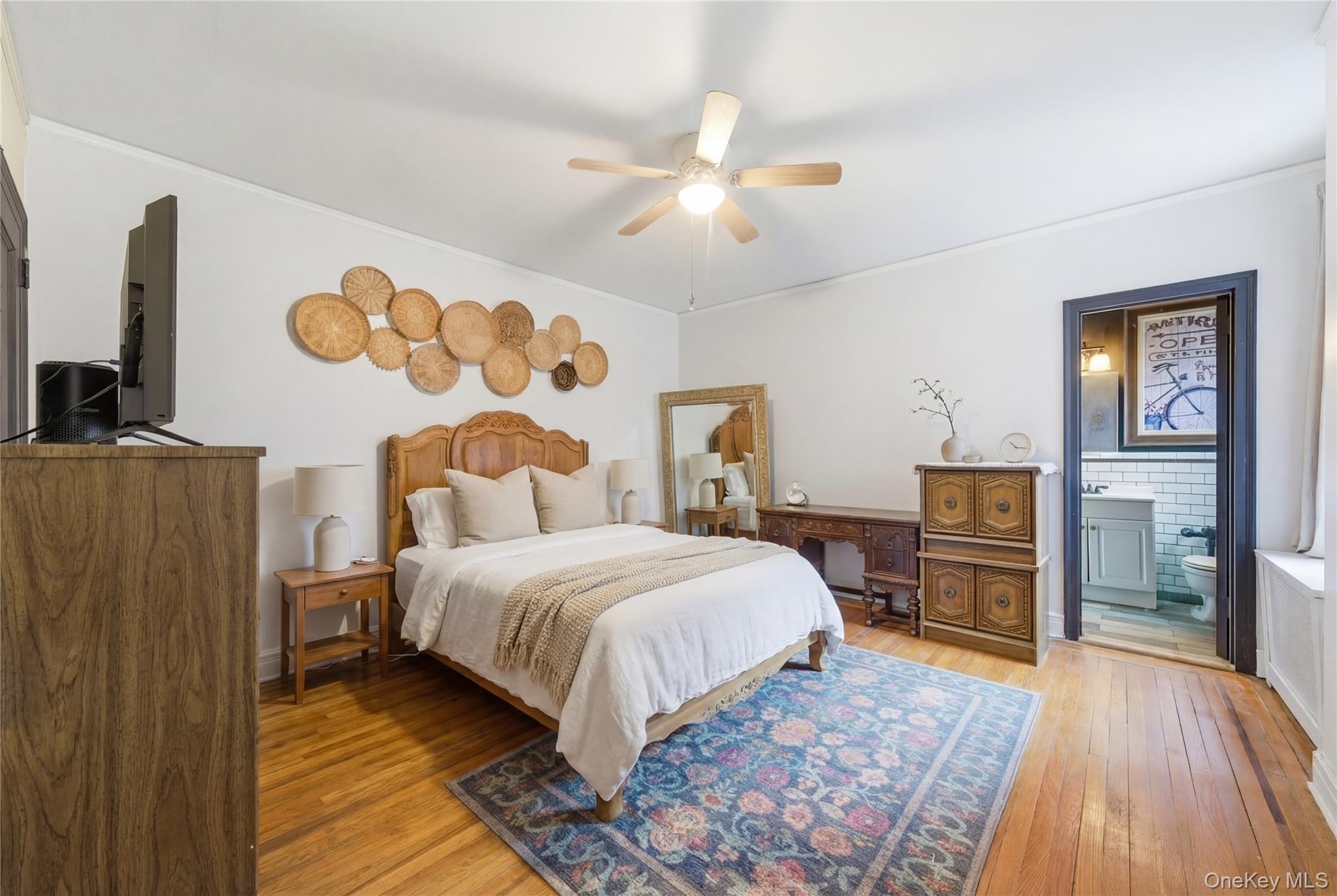 141 Woodmere Blvd Unit: 6J