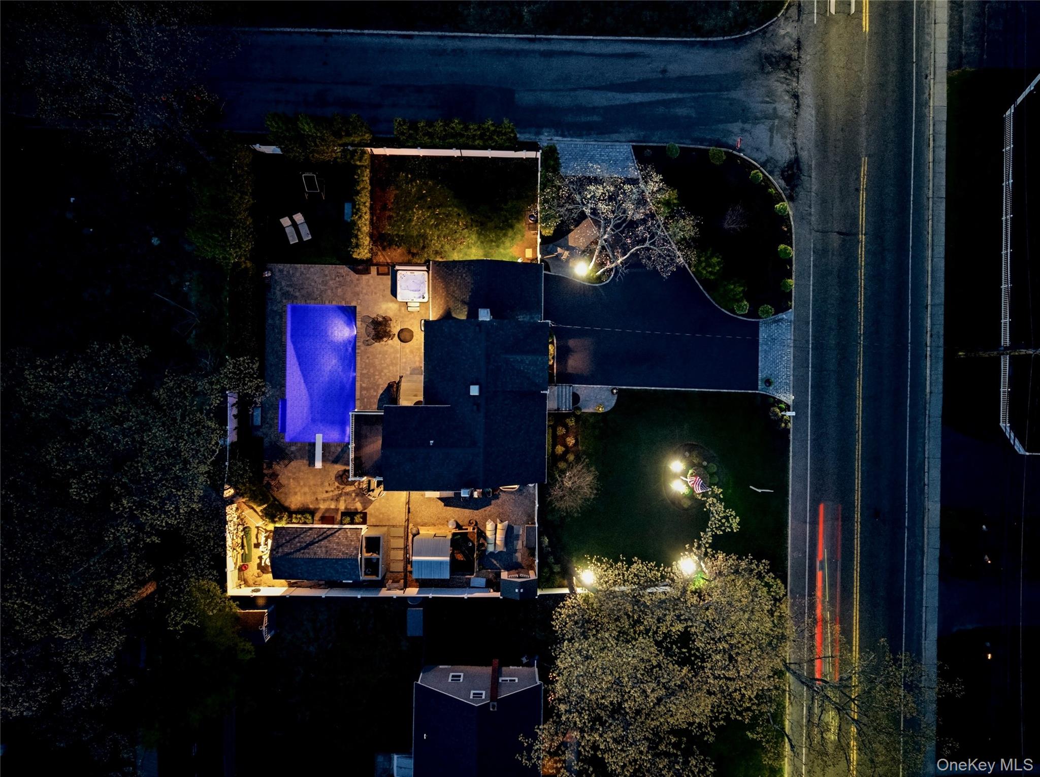 237 Woodlawn Avenue