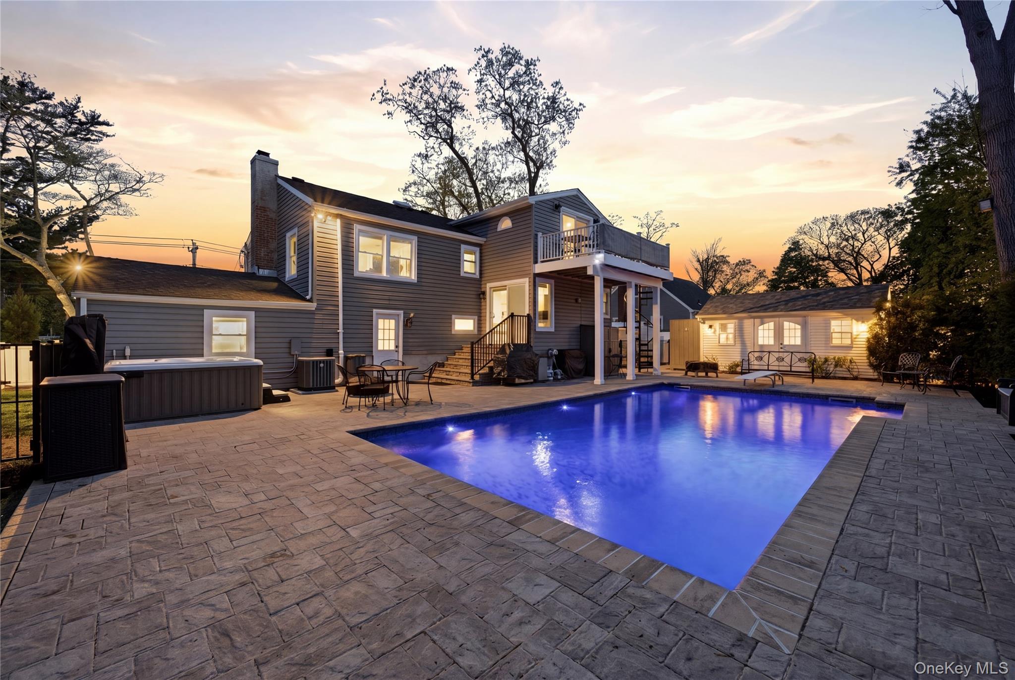 237 Woodlawn Avenue
