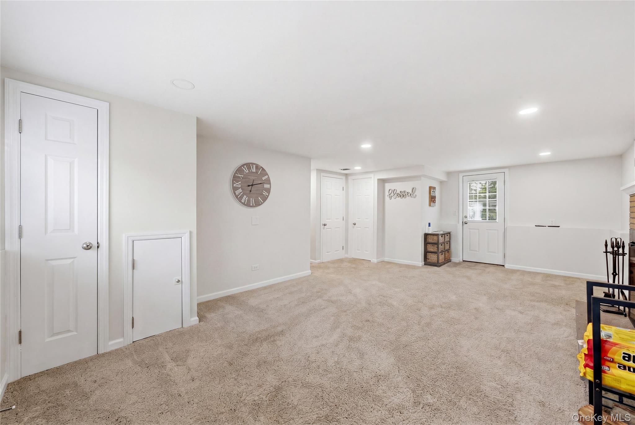 237 Woodlawn Avenue