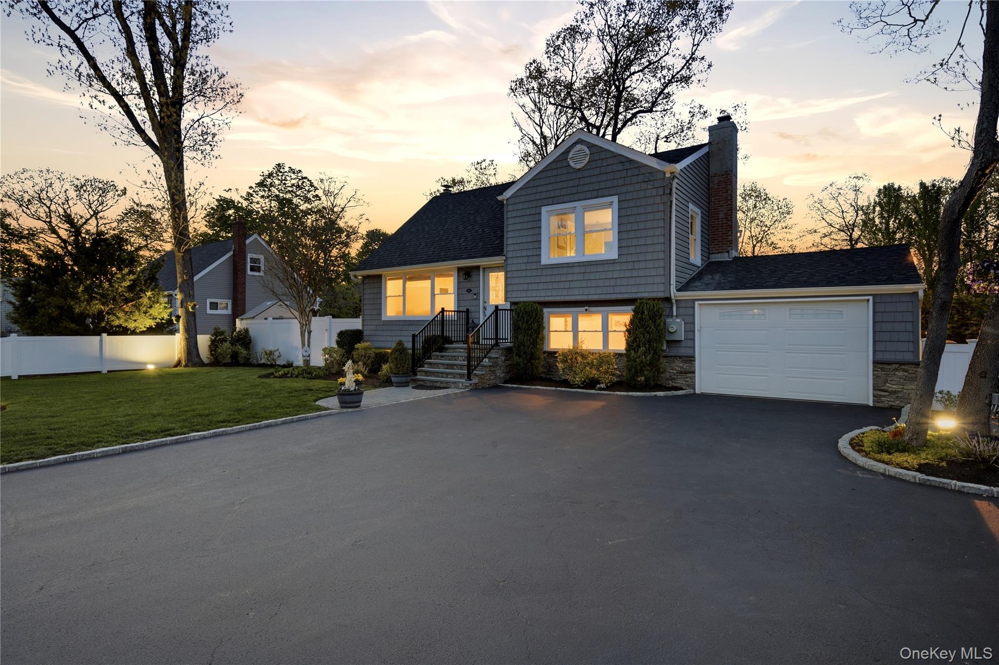237 Woodlawn Avenue