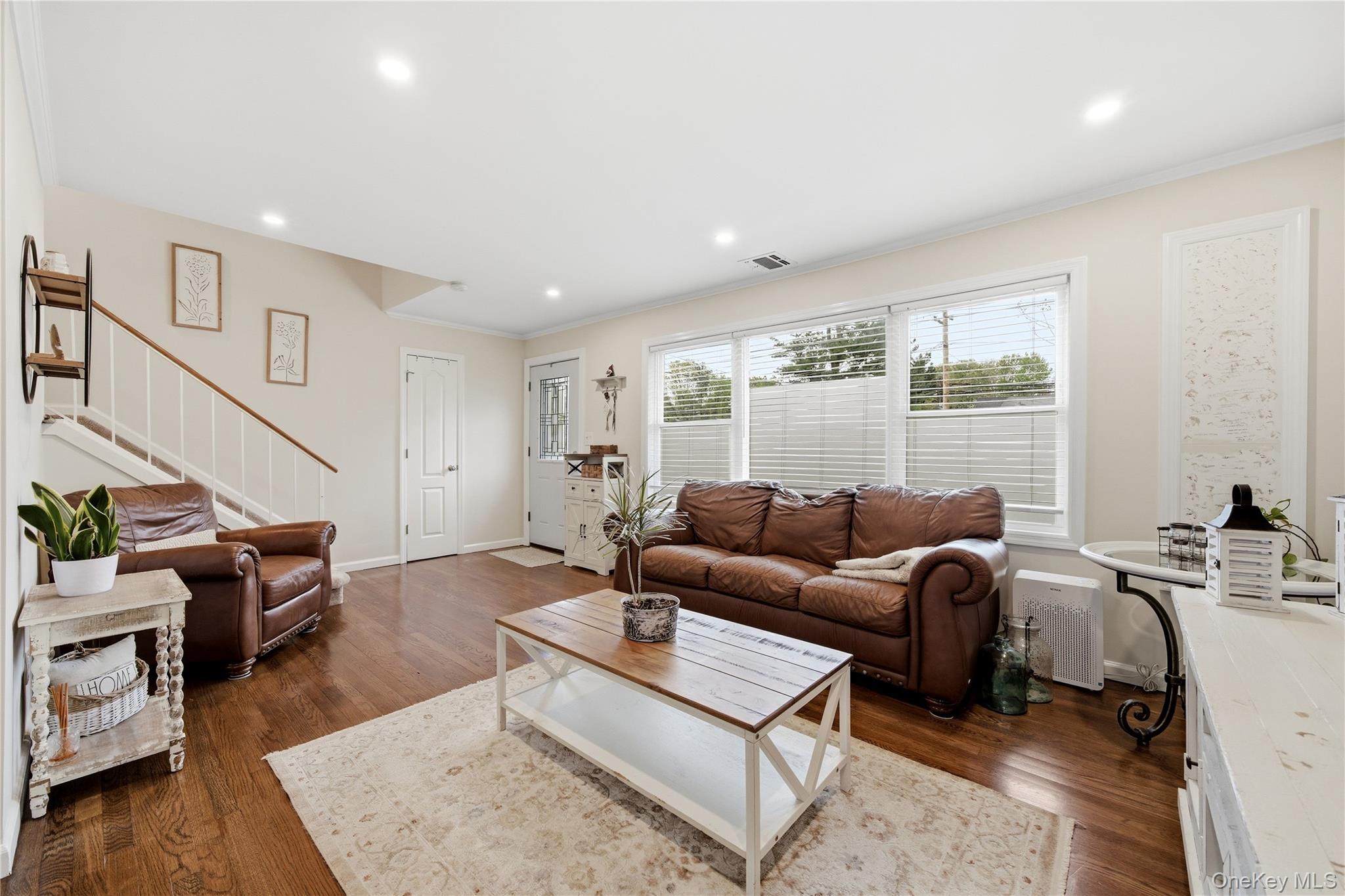 237 Woodlawn Avenue