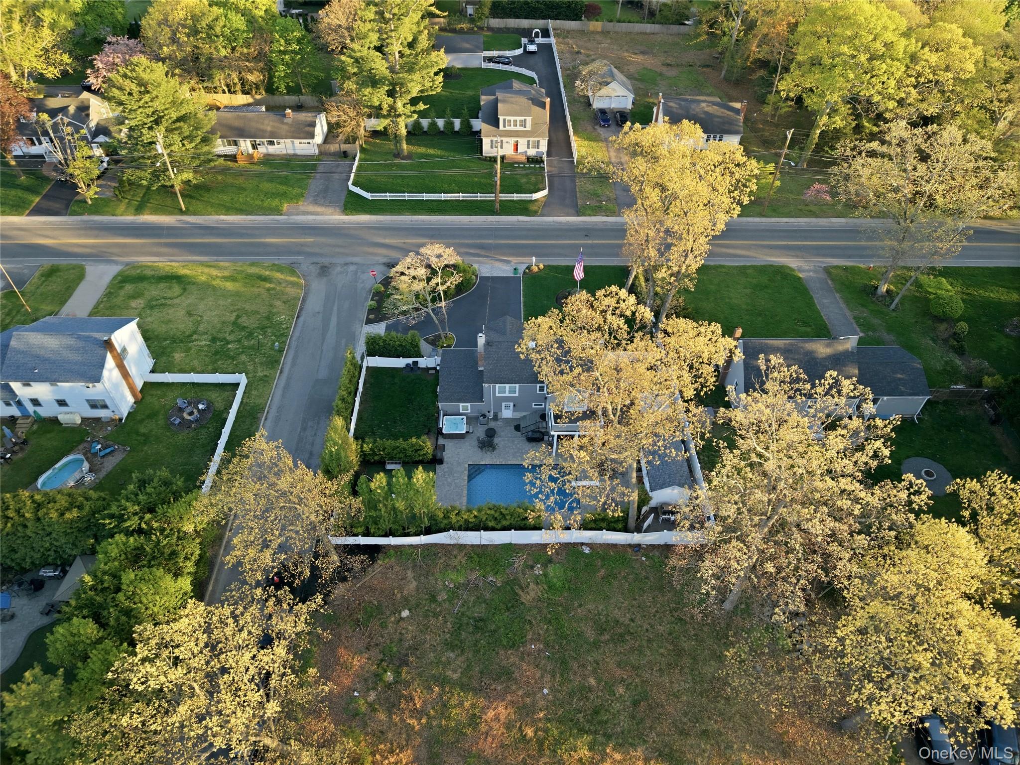 237 Woodlawn Avenue