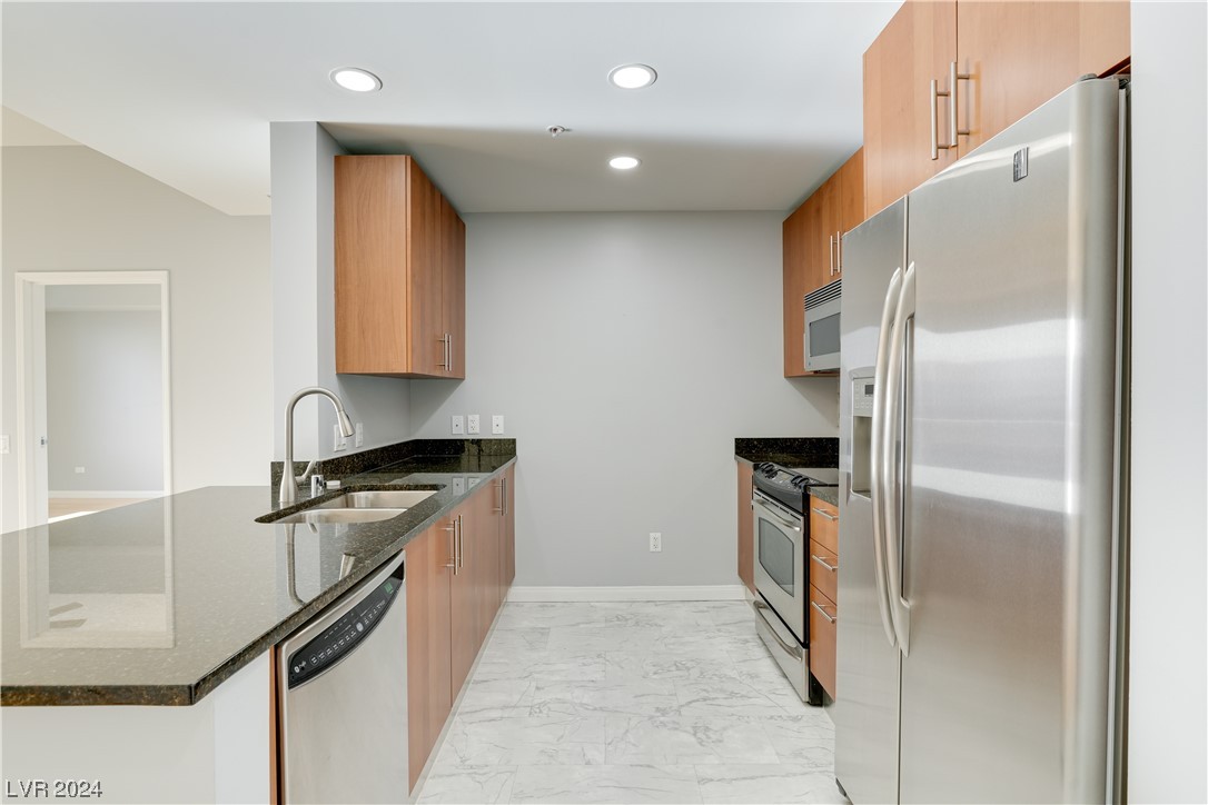 200 West Sahara Avenue 3602