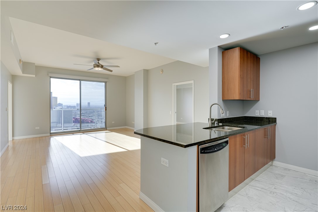 200 West Sahara Avenue 3602