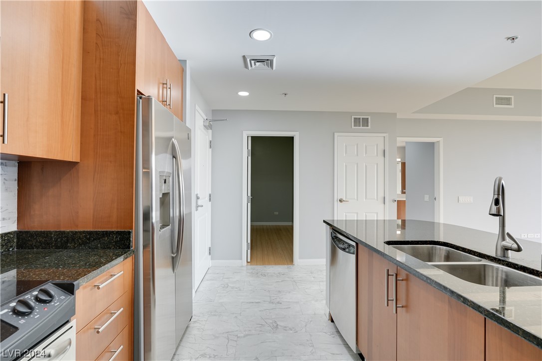 200 West Sahara Avenue 3602