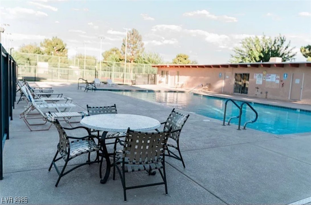 3789 Heritage Avenue