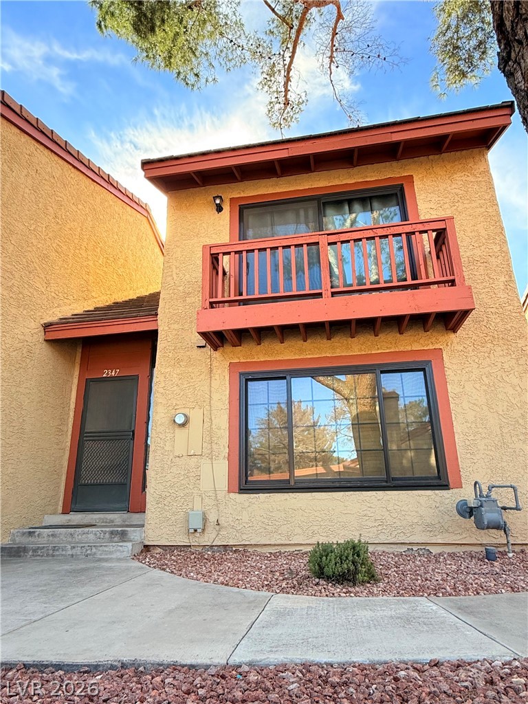 2347 Pickwick Drive