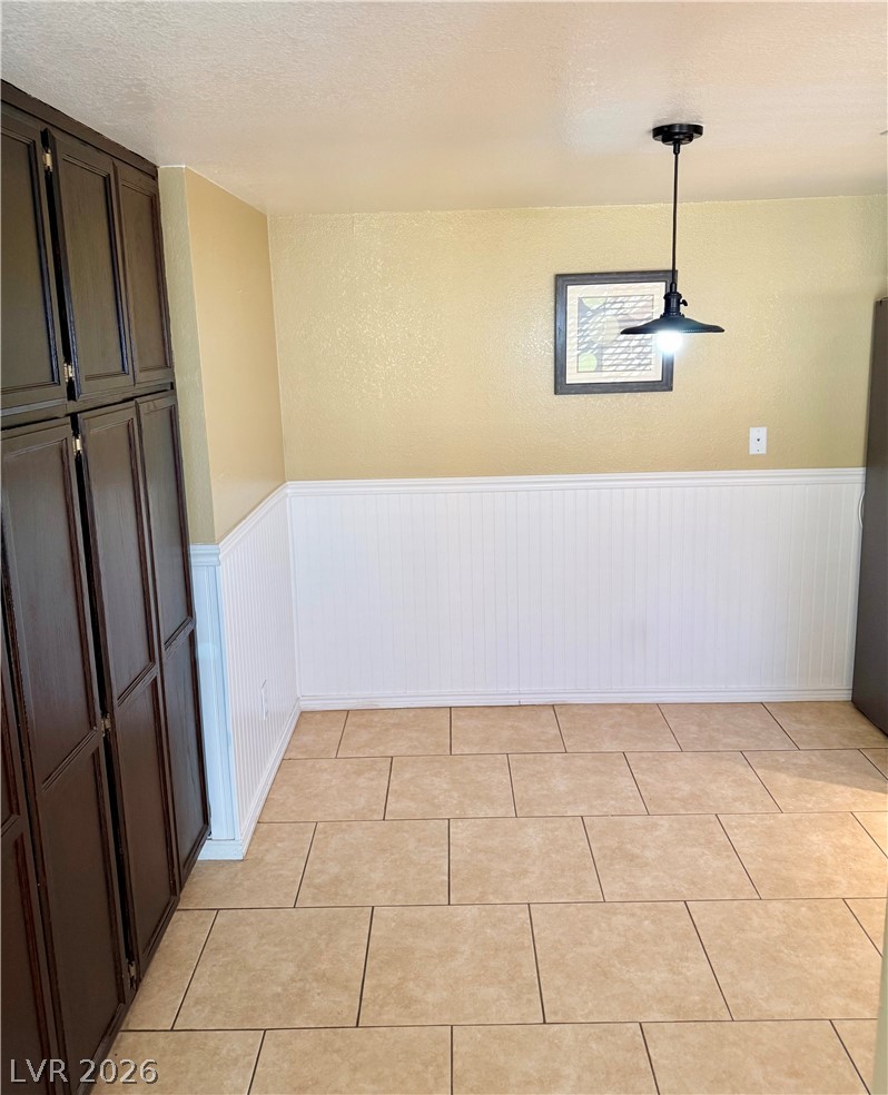 2347 Pickwick Drive