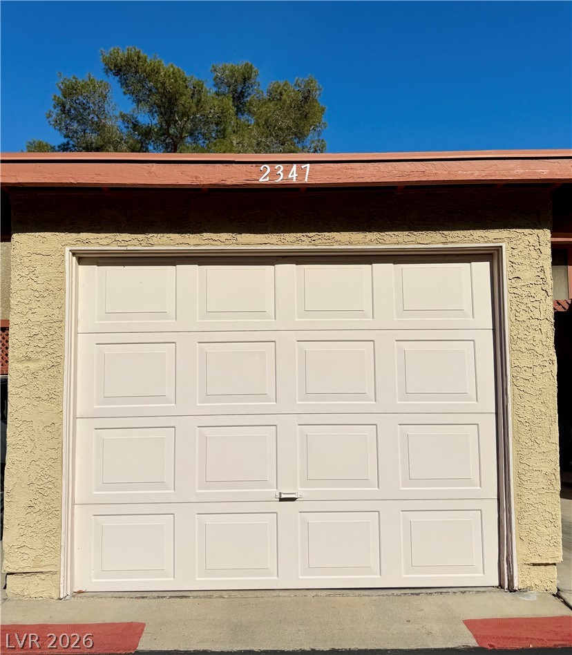 2347 Pickwick Drive