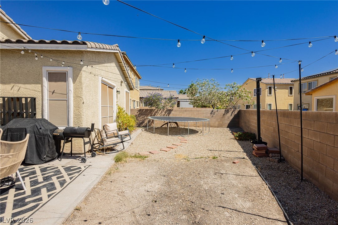 2632 Rainbow Glow Street
