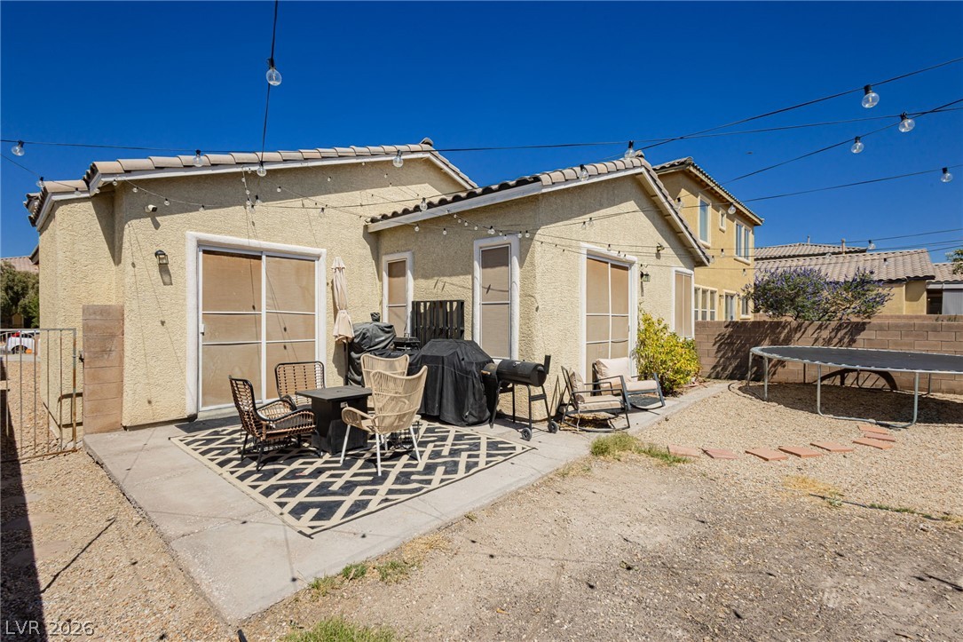 2632 Rainbow Glow Street