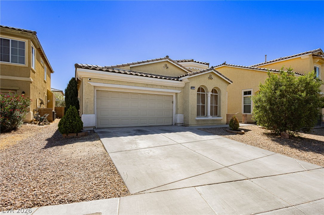 2632 Rainbow Glow Street