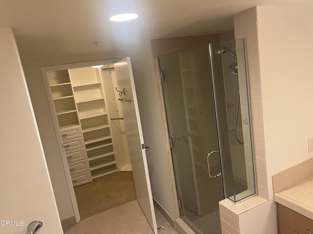 13700 Marina Pointe Drive 1702