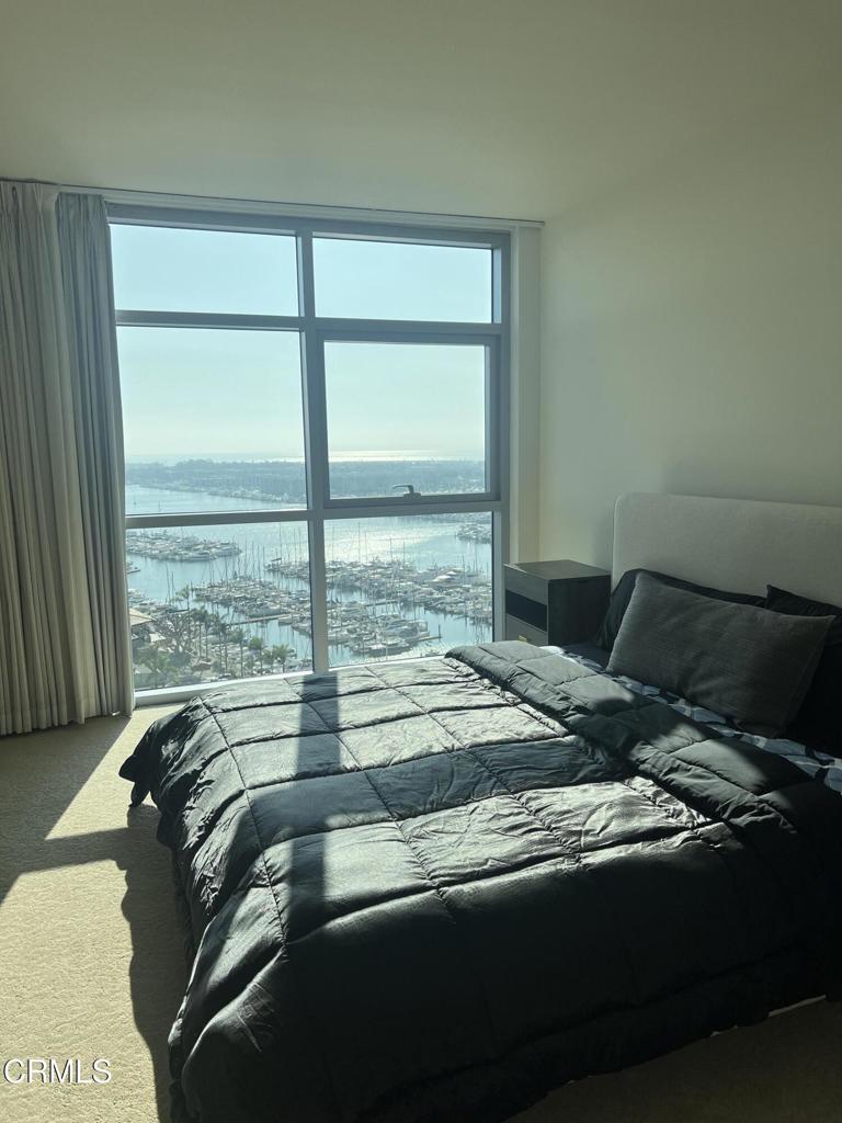 13700 Marina Pointe Drive 1702