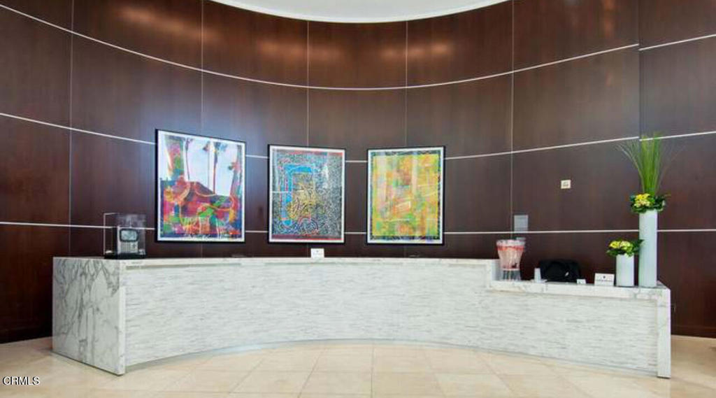 13700 Marina Pointe Drive 1702