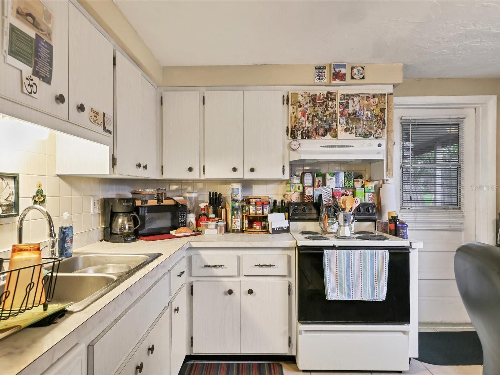 4426-4428 87TH STREET CT W