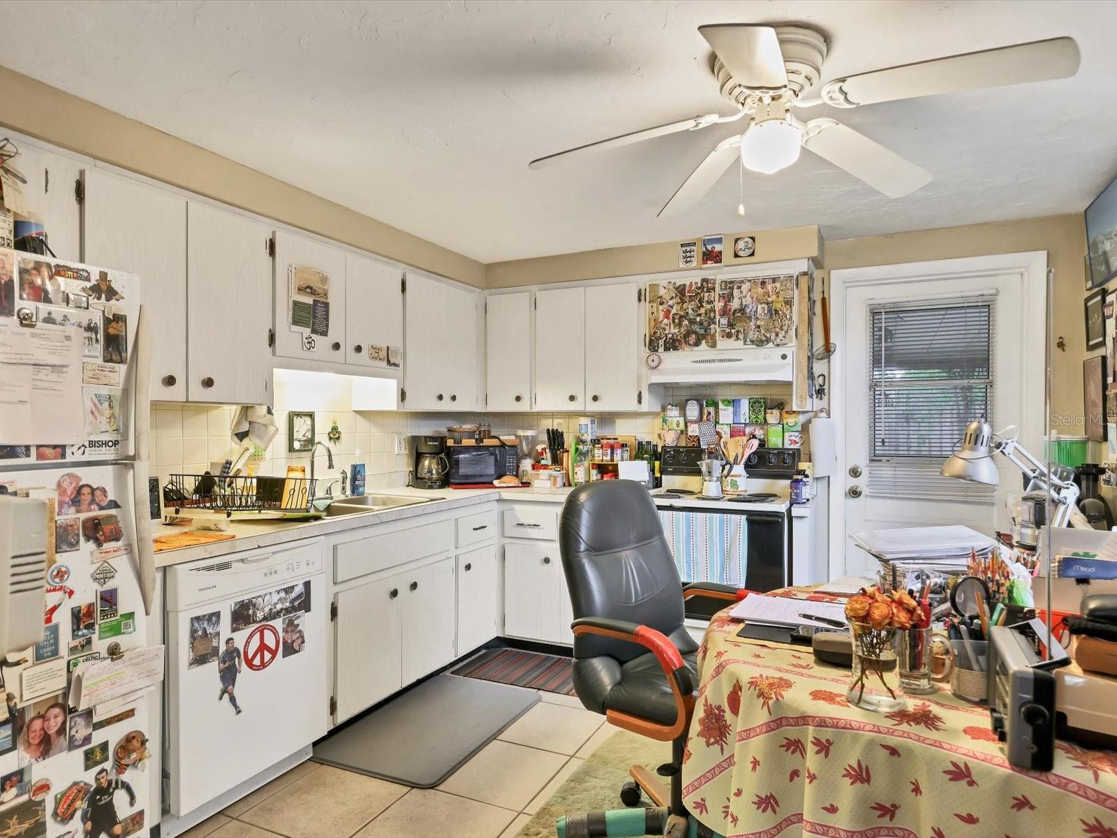 4426-4428 87TH STREET CT W