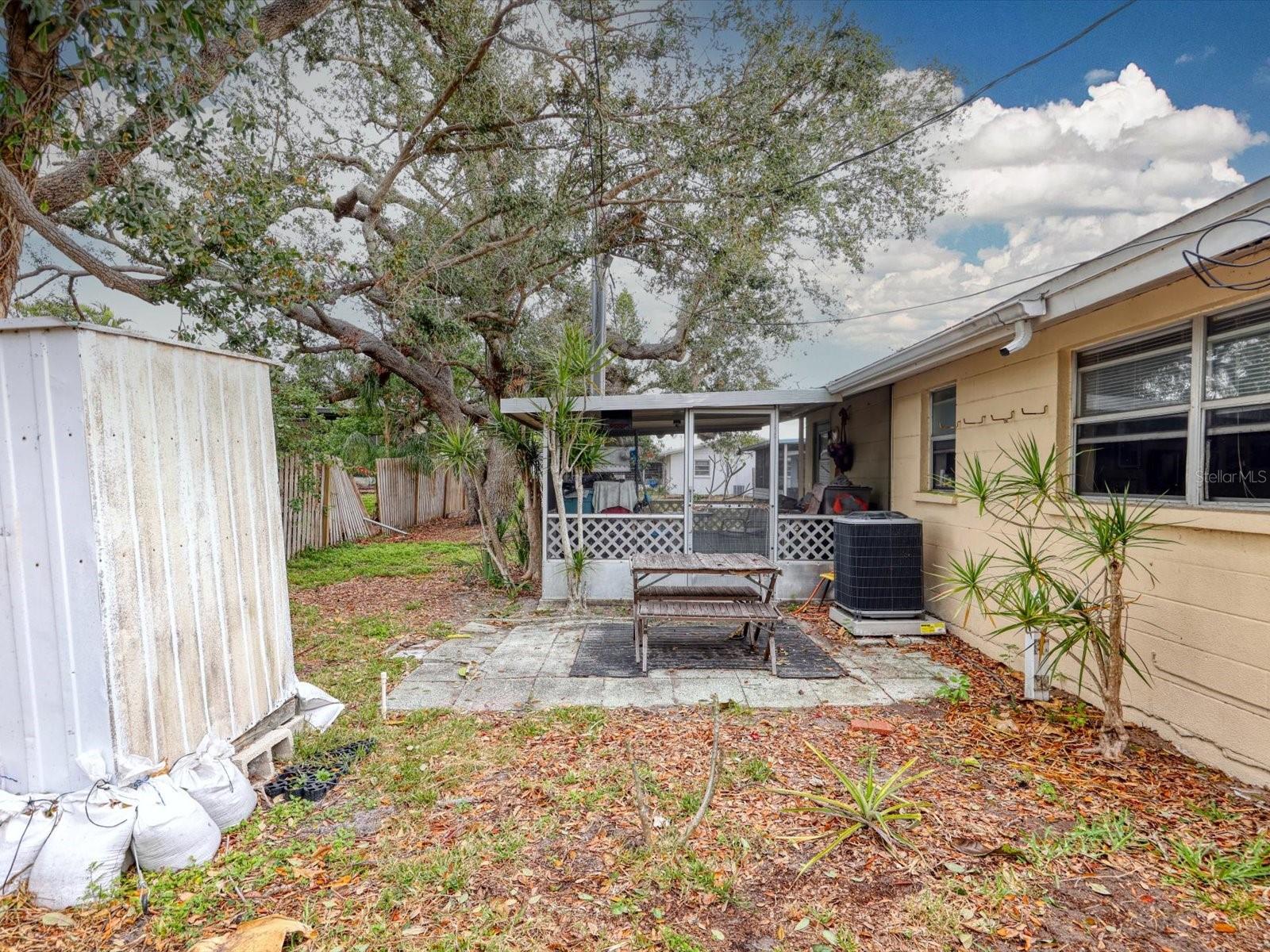 4426-4428 87TH STREET CT W