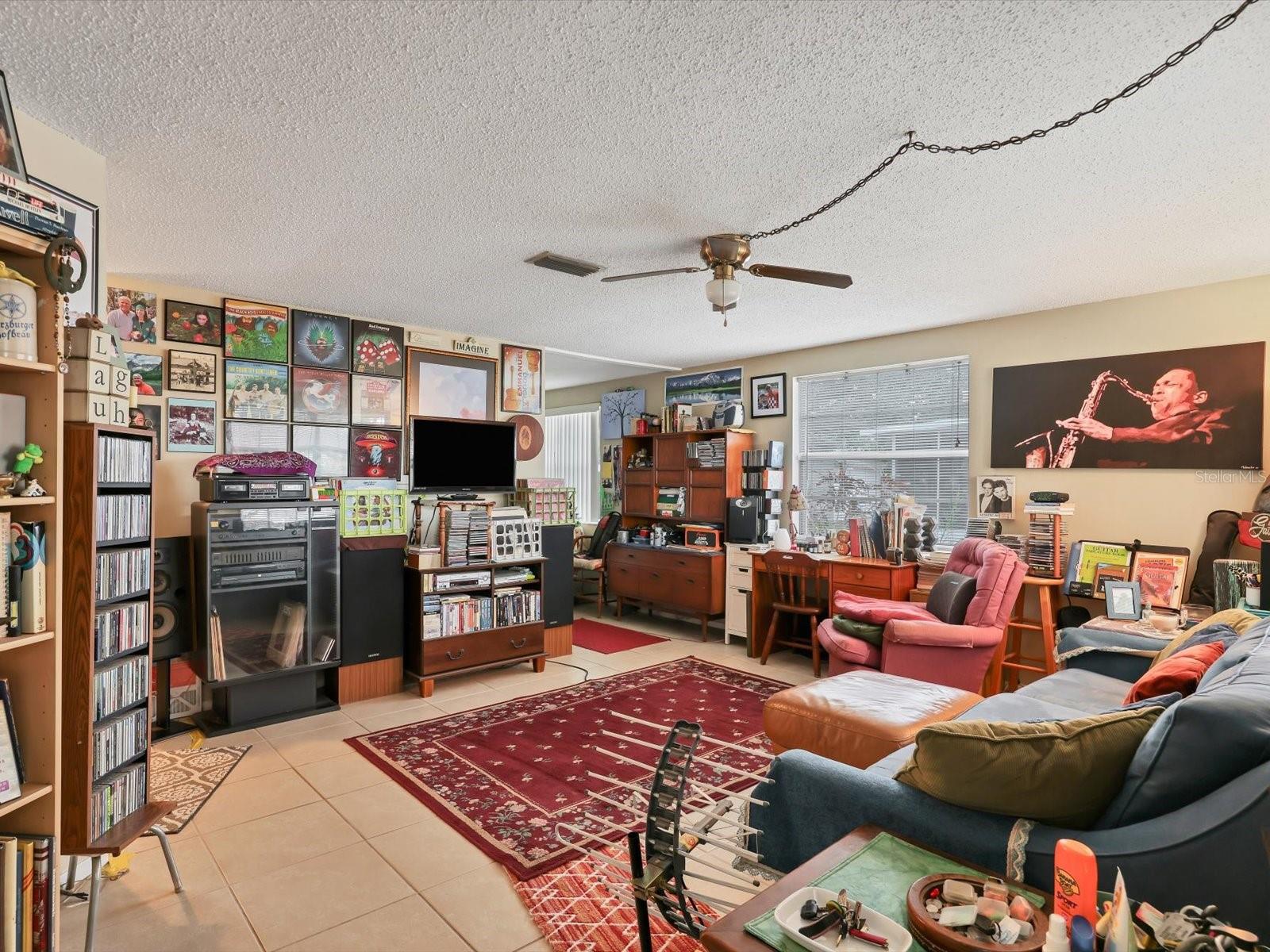 4426-4428 87TH STREET CT W