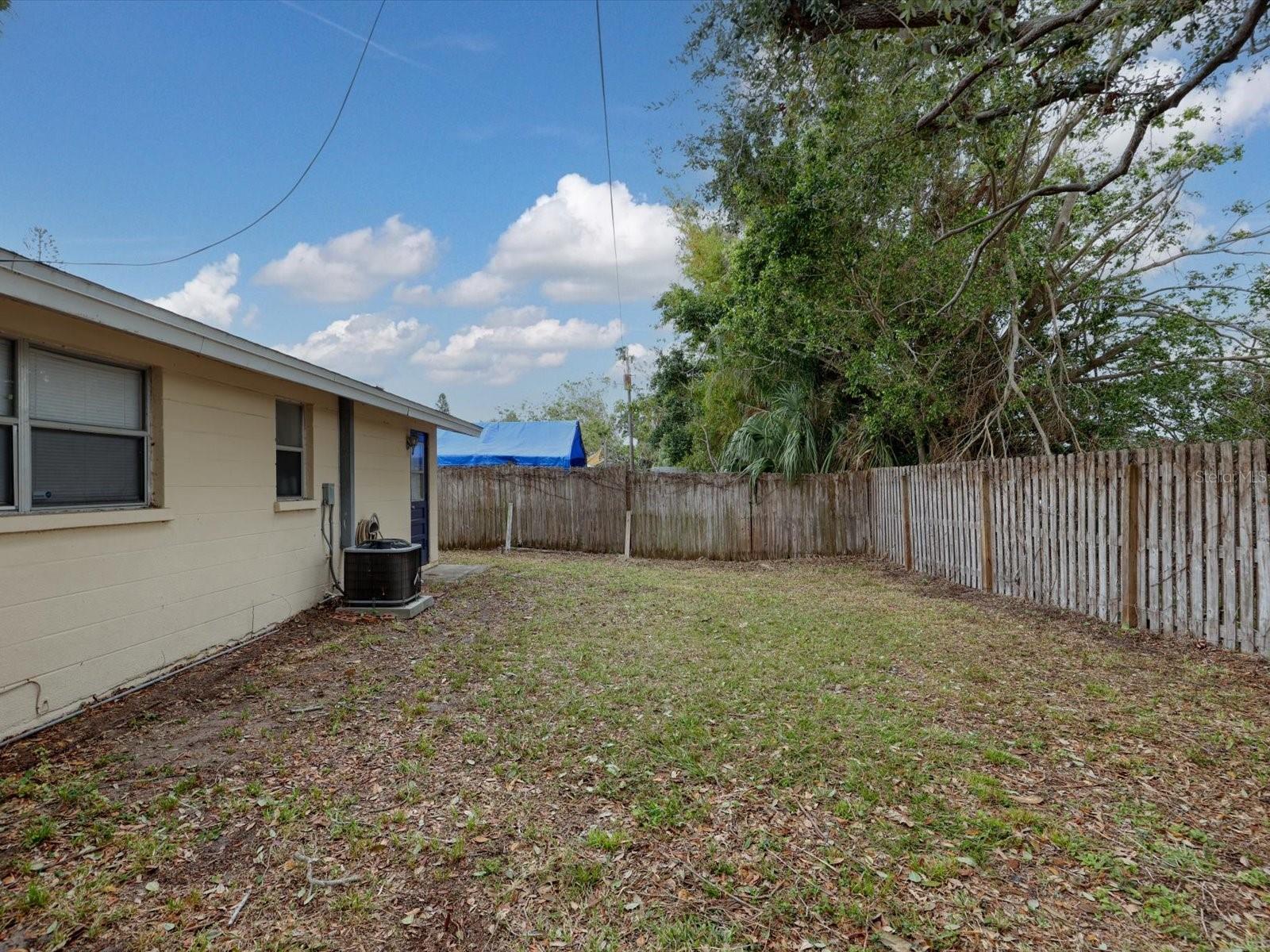 4426-4428 87TH STREET CT W