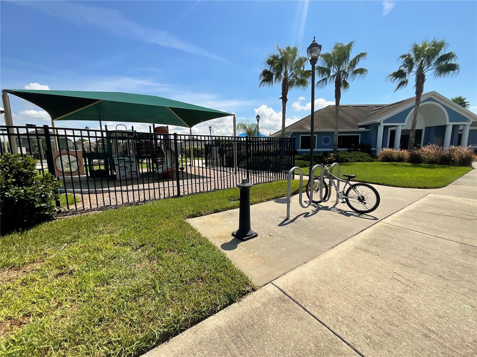 12032 GRAND KEMPSTON DR