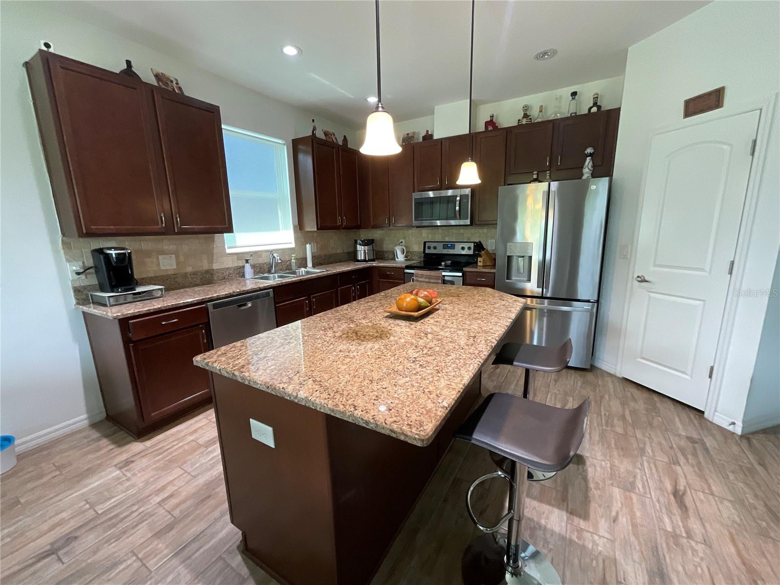 12032 GRAND KEMPSTON DR