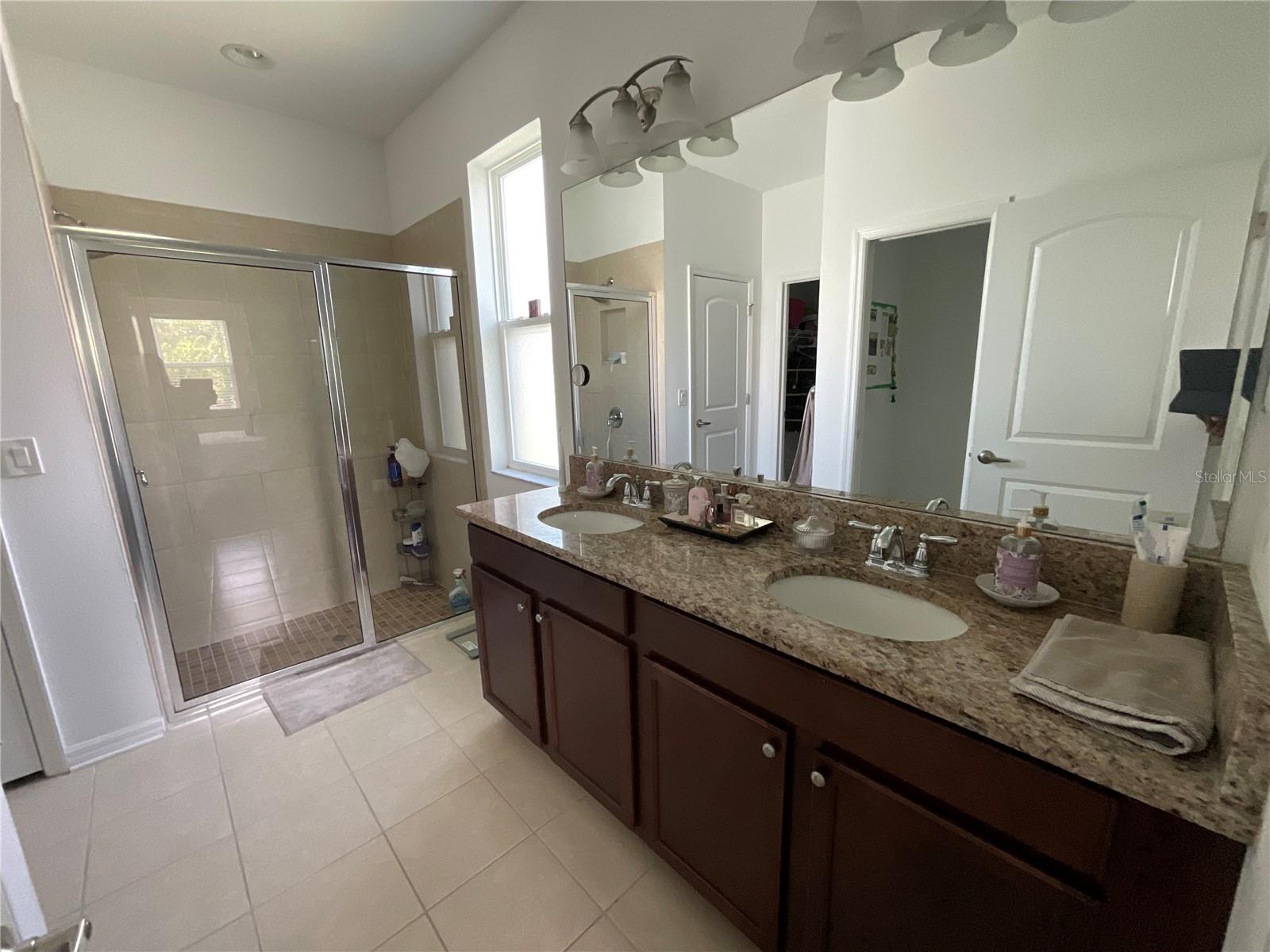 12032 GRAND KEMPSTON DR