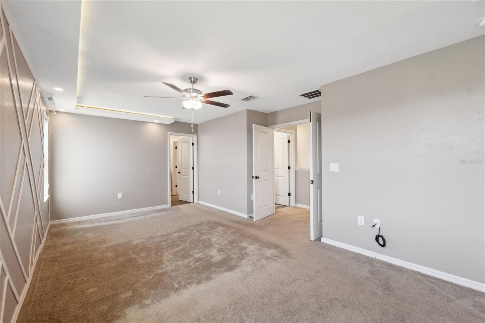 10721 SOUTHERN FOREST DR