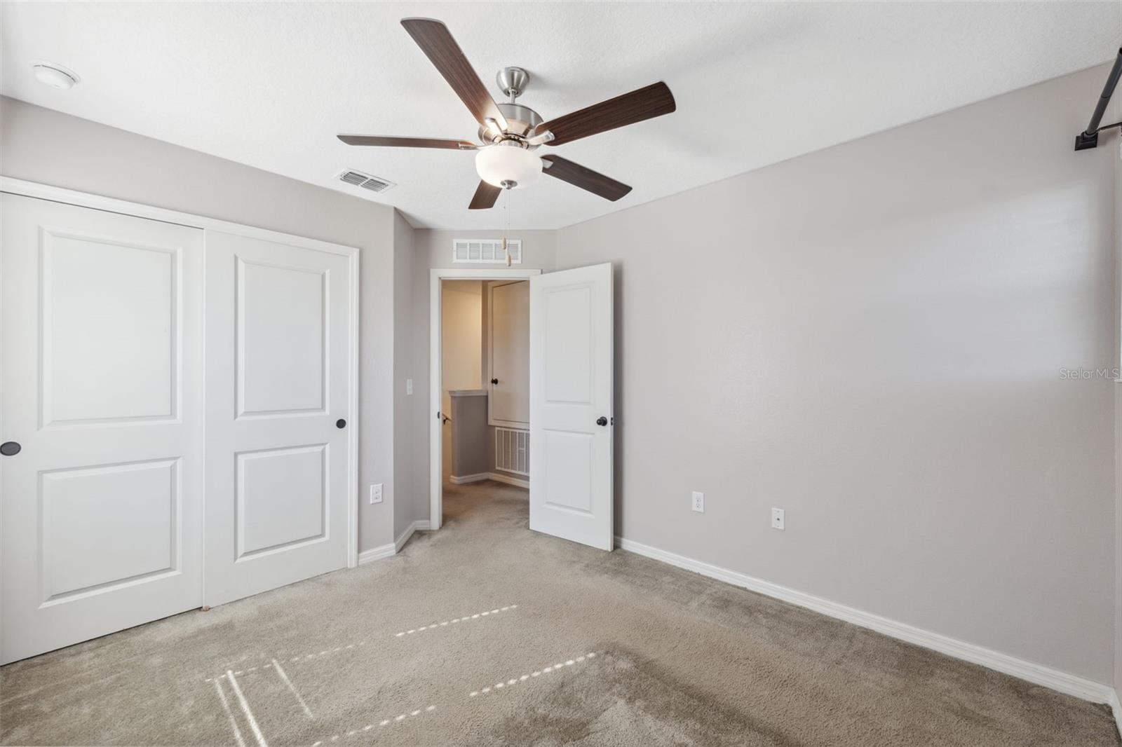 10721 SOUTHERN FOREST DR