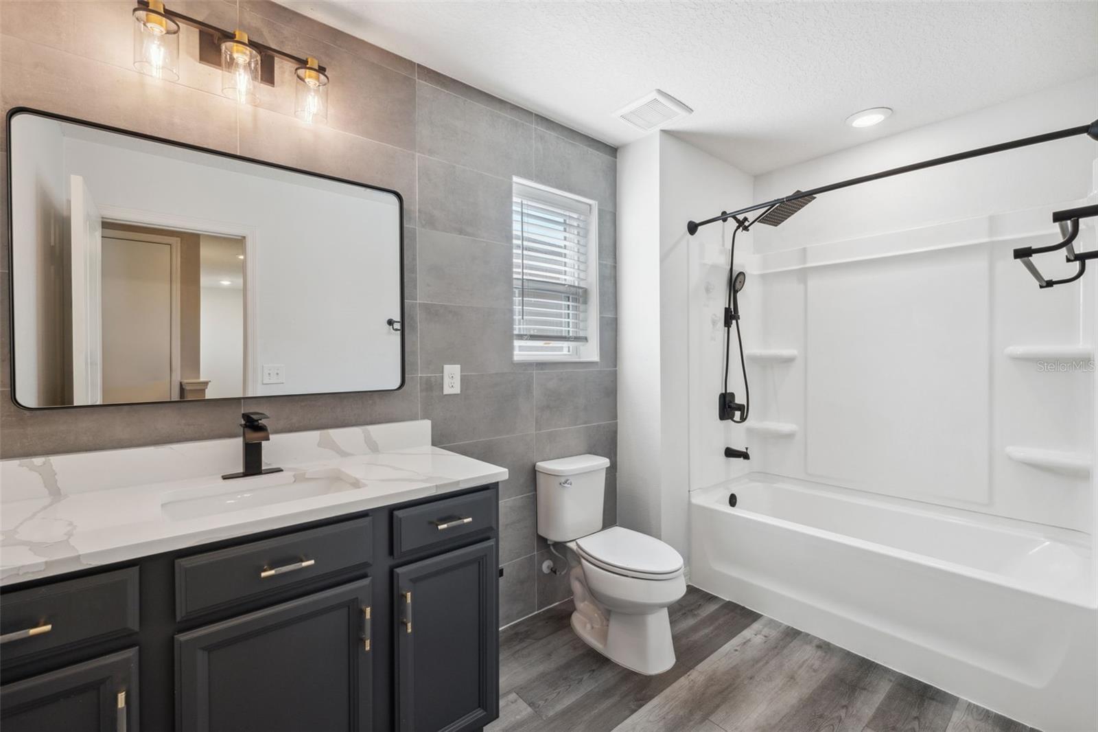 10721 SOUTHERN FOREST DR