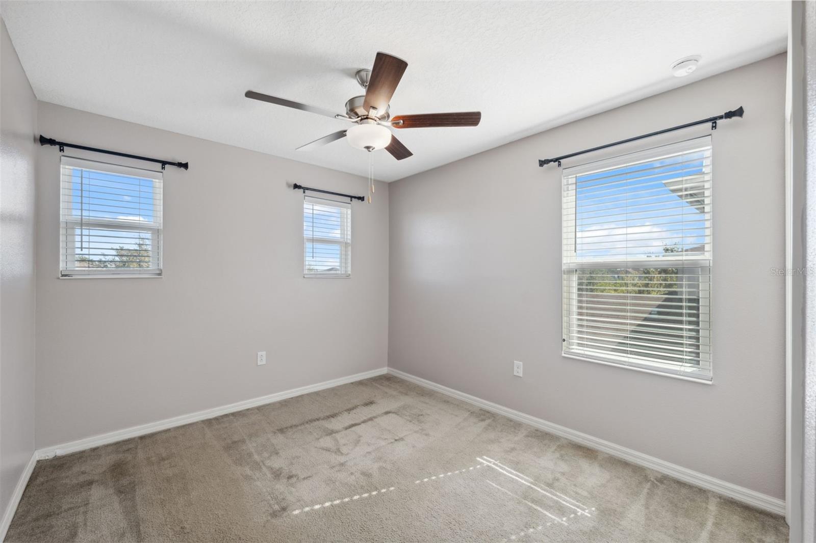 10721 SOUTHERN FOREST DR