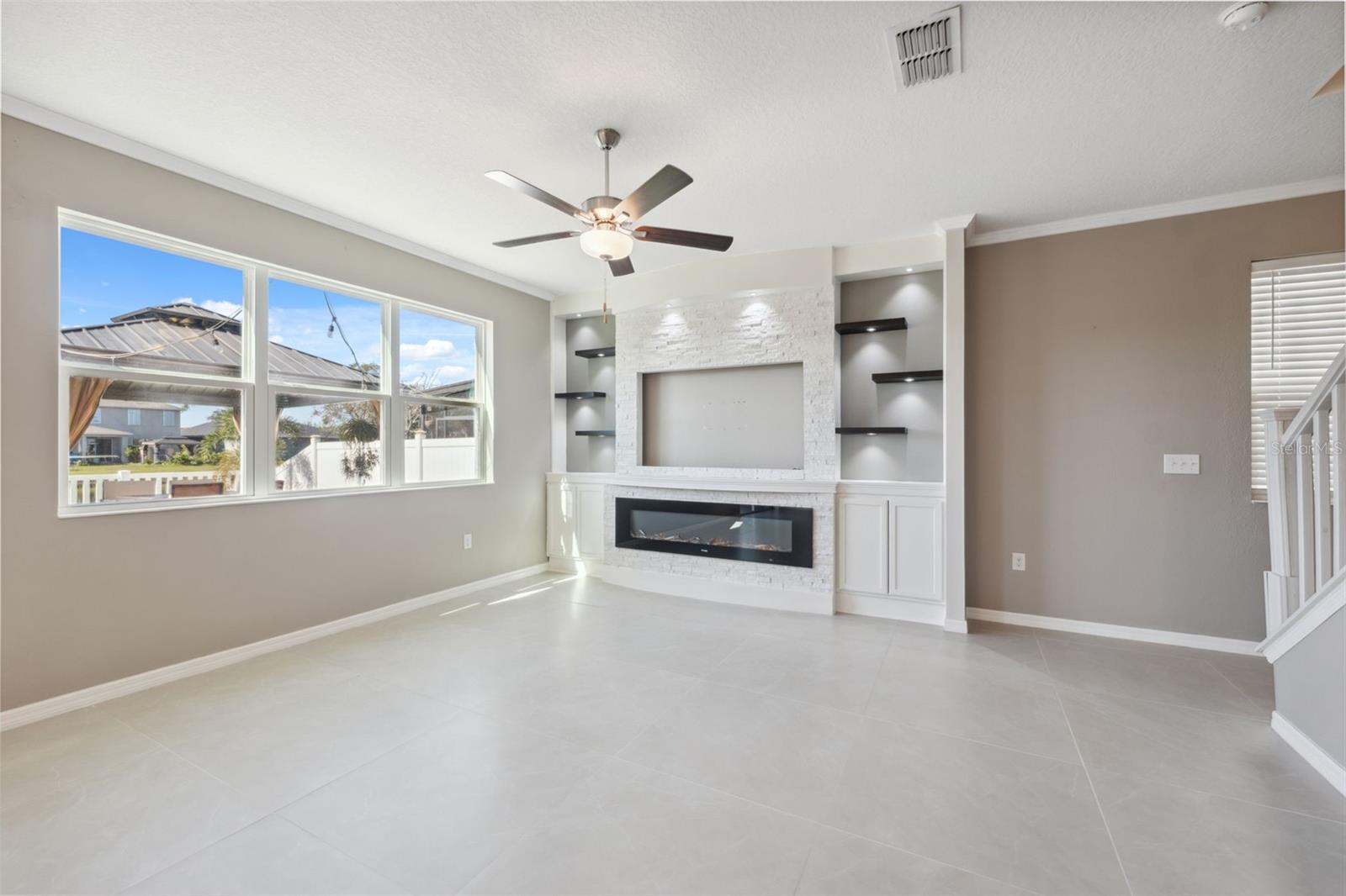 10721 SOUTHERN FOREST DR