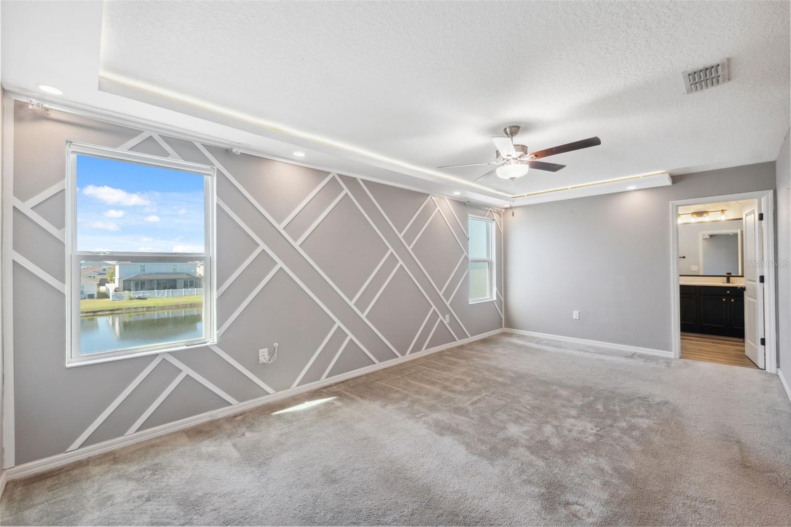 10721 SOUTHERN FOREST DR